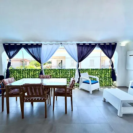 Marine Rose Terrace *